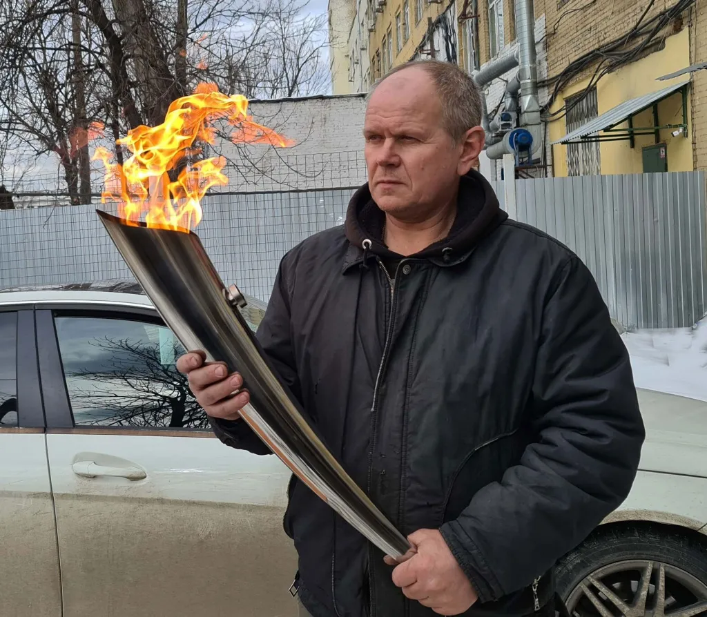 Факелы газовые для эстафеты Олимпийского огня в Буе